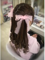 ヘアメイク シンティア(Hair make Cintia.) 編み込みハーフツイン