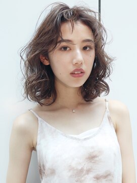 アイティー バイ アルバム 中野店(IT by ALBUM) スパイラルカール_クールショートピンクベージュボブルフ_48090