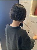 ぱつっとミニボブ