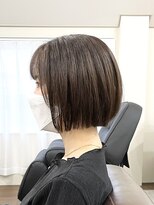 ホンネ(honne.) グレージュカラー×大人ボブ