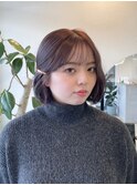 10代20代女性らしいナチュラルラベンダーベージュスタイル
