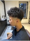 スパイキーショート ホワイトメッシュ シャドウパーマ 八王子