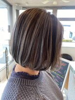 アース 大分セントポルタ店(HAIR&MAKE EARTH)&nbsp;大人なシルバーグレージュ/ハイライト/丸みボブ