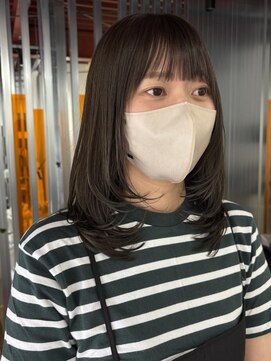 シロ(Shiro) レイヤーミディ×グレージュ