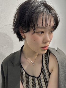 アハト(acht) short hair