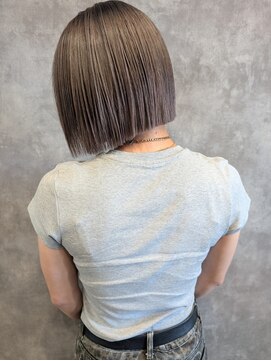 ニィニ(niini.) グレージュ