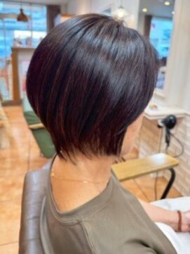ナオシ トレス 富雄店(nao*c tres) 大人上品な丸みショートボブ【奈良市】