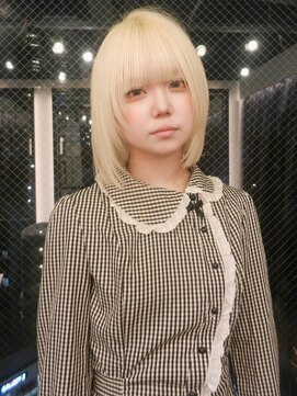 ブロック ジャポン(bloc japon) ブロンドボブ 顔周りレイヤー　ブリーチ/奈良伶華