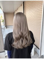 リードヘアーバイバンプ(Lead Hair by vamp) ホワイトベージュ