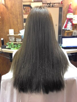 フェリシータ 緑地公園店(felicita) サラ艶美髪Aライングラマラスロング