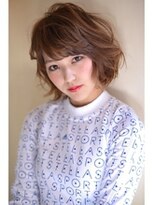 ブエナビスタ(BUENA VISTA)&nbsp;ボブ　外ハネ　ミディアムボブ　大人ボブ　耳かけ　ノームコア