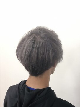 トウキョウヨシつね 御幸ヶ原店(TOKYO Yoshi) シルバーアッシュカラー☆