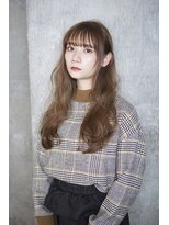 サロンドミルク 原宿(salon de MiLK)&nbsp;【salon de MiLK 原宿】やわらかベージュ×耳かけウェーブ