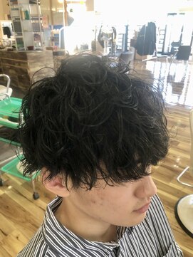 シャラクアクティ(sharaku acty) 【メンズ】黒髪スパイラルパーマ