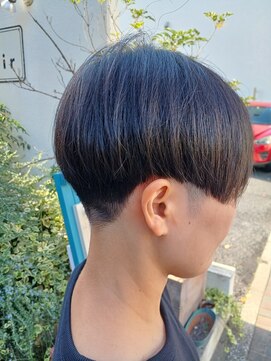 ロッキンヘアー(Rockin' hair) #ショート #ベリーショート #刈り上げ女子