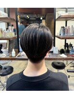 メイカ(MEIKA)&nbsp;黒髪×ハンサムショート