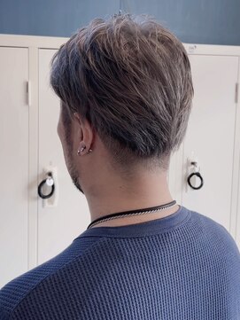 プラス ファースト ヘア(Plus 1st) シルバーグレー