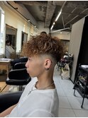 スペインカール　スパイラルパーマ　フェードカット　海老名