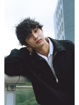 ラナ 刈谷(Lana) MEN’S HAIR/サーフカール/刈り上げセンターパート/刈谷駅
