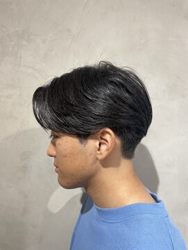 ニコ トウキョウ ヨコハマ(nico) メンズセンターパートニュアンスパーマ毛流れメンズパーマ刈上げ