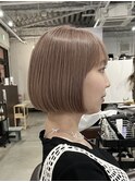 ミルクティーベージュ　ボブ　ブリーチあり　スタイリング簡単