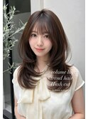 ワンカールボリュームレイヤーカットハッシュカット20代