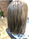 ハイライトミルクティーベージュ