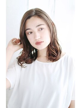 ソーホーニューヨーク 函館店(SOHOnewyork) 鎖骨ミディアム/かきあげ/前髪なし/こなれヘア/函館/五稜郭