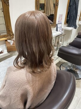 アルーシェ 錦糸町店(Alushe) 1ブリーチで作るアッシュベージュ