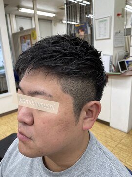 カットクラブ 髪切虫(CUT CLUB 髪切虫) スパイキーショート