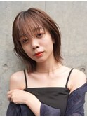 ミディアムレイヤーボブ顔まわりレイヤー透明感ベージュ