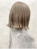 ミルクティーベージュオリーブグレージュ切りっぱなしボブ