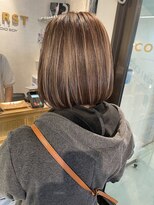 シャンプーボーイ ヒノ(SHAMPOO BOY Hino)&nbsp;佐世保/大人ショート/レイヤーカット/白髪ぼかし