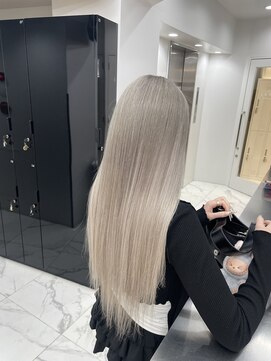 ラピス 渋谷本店(Lapis) ホワイトシルバー/ホワイトグレージュ/ミニウルフ