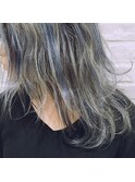 レイヤーカット　× ブルーハイライト　× ホワイトグレージュ