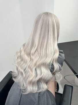 エゴ 池袋(EGO) ホワイトカラー