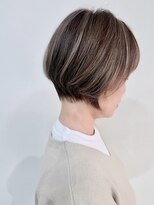 モリオ フロム ロンドン 成増店&nbsp;【morio成増 セリザワ】くびれショート 白髪ぼかしハイライト