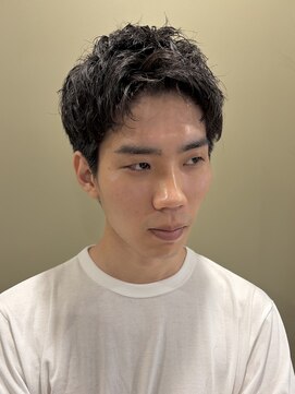 ザメンバイリオス(THE MEN. BY LIOS) 短髪パーマスタイル