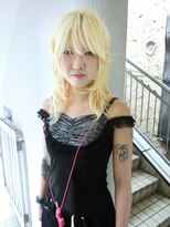 ノラ シブヤ(NORA)&nbsp;★ミディアムハッシュカットウルフカットシャギーレイヤー