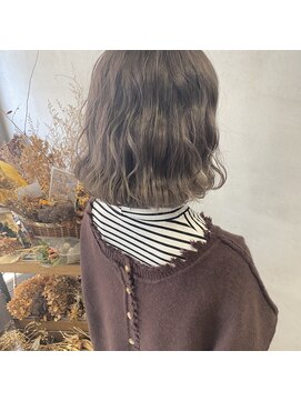 ミント(mint) 【 透明感ナンバーワン!ライトグレージュカラー* 】