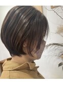 ショートボブ