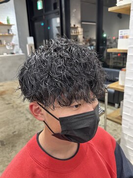 ザデイ カットアンドカルチャーショップ(THE DAY CUT&CULTURE SHOP) ツイストスパイラルパーマ[メンズカット/ツイストスパイラル]