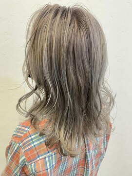 ラックスビー エメ 豊橋店(LUXBE aimer) ハイライト×beige 外国人スタイル