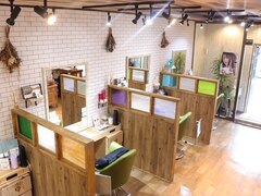 HAIR SALON　D PLUS