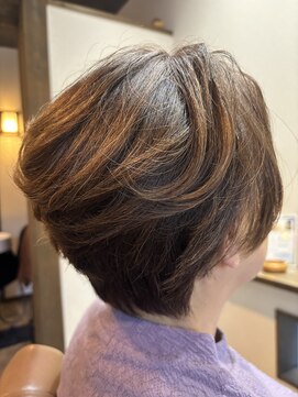 花鳥風月 簡単に動きの出るショートスタイル