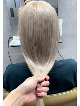 ウルバイオハナ(Ulu by ohana) ホワイトブロンド