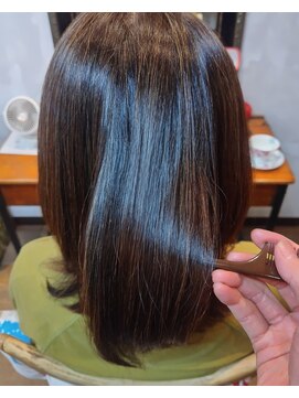 ミーノ(mieno) 髪質改善ノンジアミンカラー/艶髪セミロング