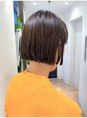 コンパクトボブ　ヘイリーボブ　刈り上げボブ　ぷつっとボブ