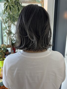 【n】バレイヤージュ,ホワイトグレージュレイヤー