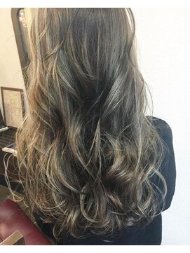 ヴィークス ヘア(vicus hair) ハイライト×グレージュ